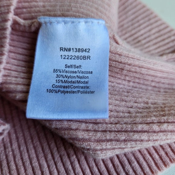 On Twelfth 12th Fitted Puff Sleeve Blush Pink Pullover Sweater Ribbed Collared S - Picture 11 of 11